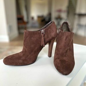LAUREN By Ralph Lauren Rich Brown Suede Booties, Size 8, NWT, Never been worn